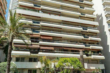 БУЛЬВАР ИТАЛИЯ | АДМИРАЛ ЗАМКА | АВТОСТОЯНКА - 3