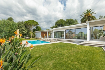 Contemporary 5 Bedrooms Villa in Biot - 2