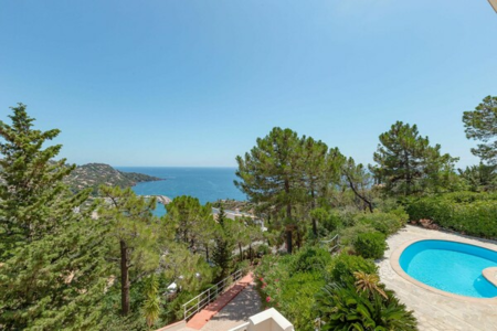 Villa ristrutturata con vista mare a Théoule-sur-Mer - 2