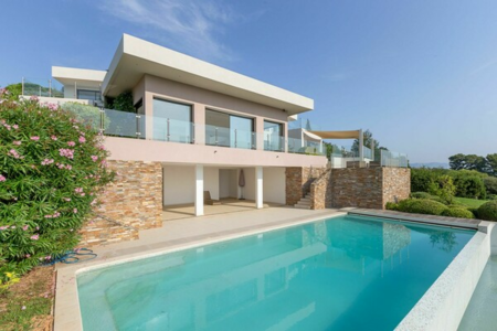 Villa moderna con vista panoramica sul mare in dominio privato ad Antibes - 2