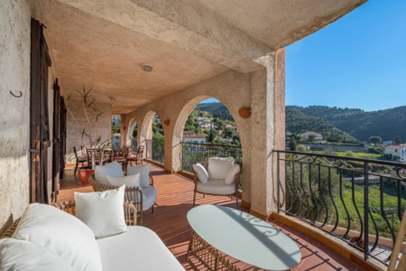 Èze – 3-bedroom apartment with sea view and spacious loggia - 2