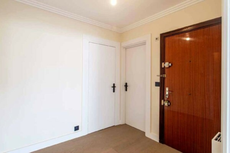 Nice Cimiez – Renovated 4-Room Apartment with Terrace & Garage - 2