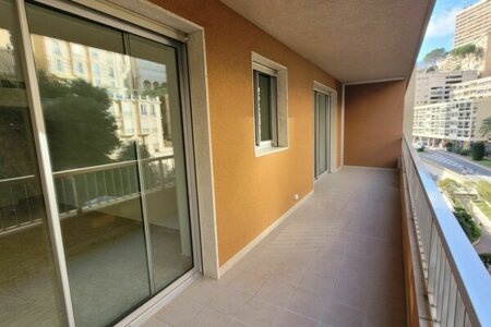 LARVOTTO | ESTORIL | 3 ROOMS - 1