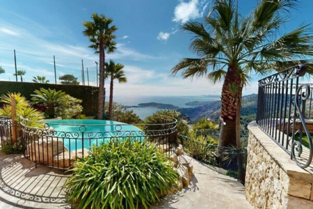 Elegant Provençal 5-Bedroom Villa with Sea View & Private Pool in Èze - 2