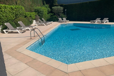 Élégant appartement avec terrasse et piscine - 1