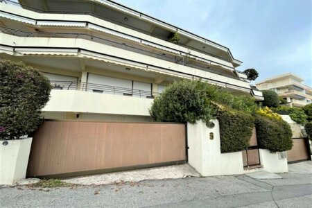 ROQUEBRUNE CAP MARTIN | SEA VIEW| 4 ROOMS WITH TERRACE, GARDEN AND PRIVATE POOL - 2