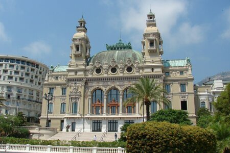 Die prächtige Opéra Garnier: ein Juwel von Monte Carlo
