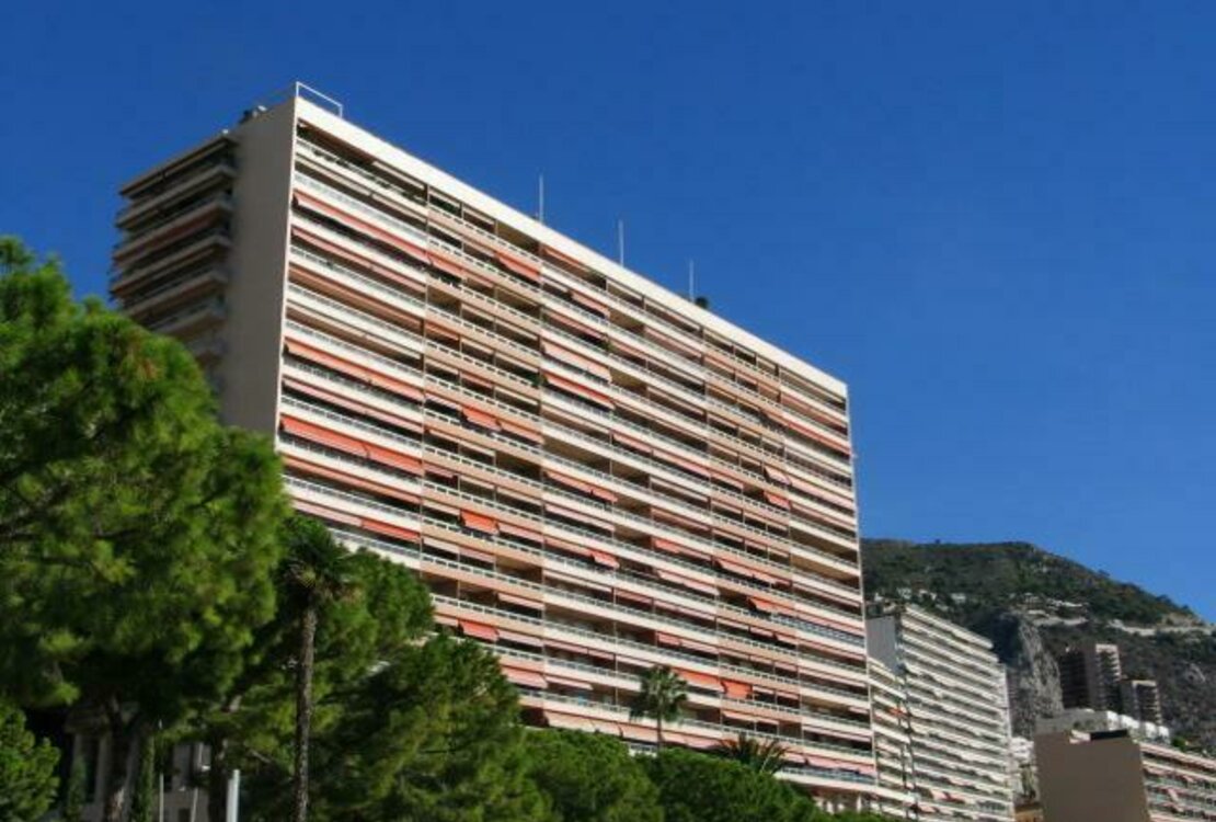 LARVOTTO | ESTORIL | 3 ROOMS