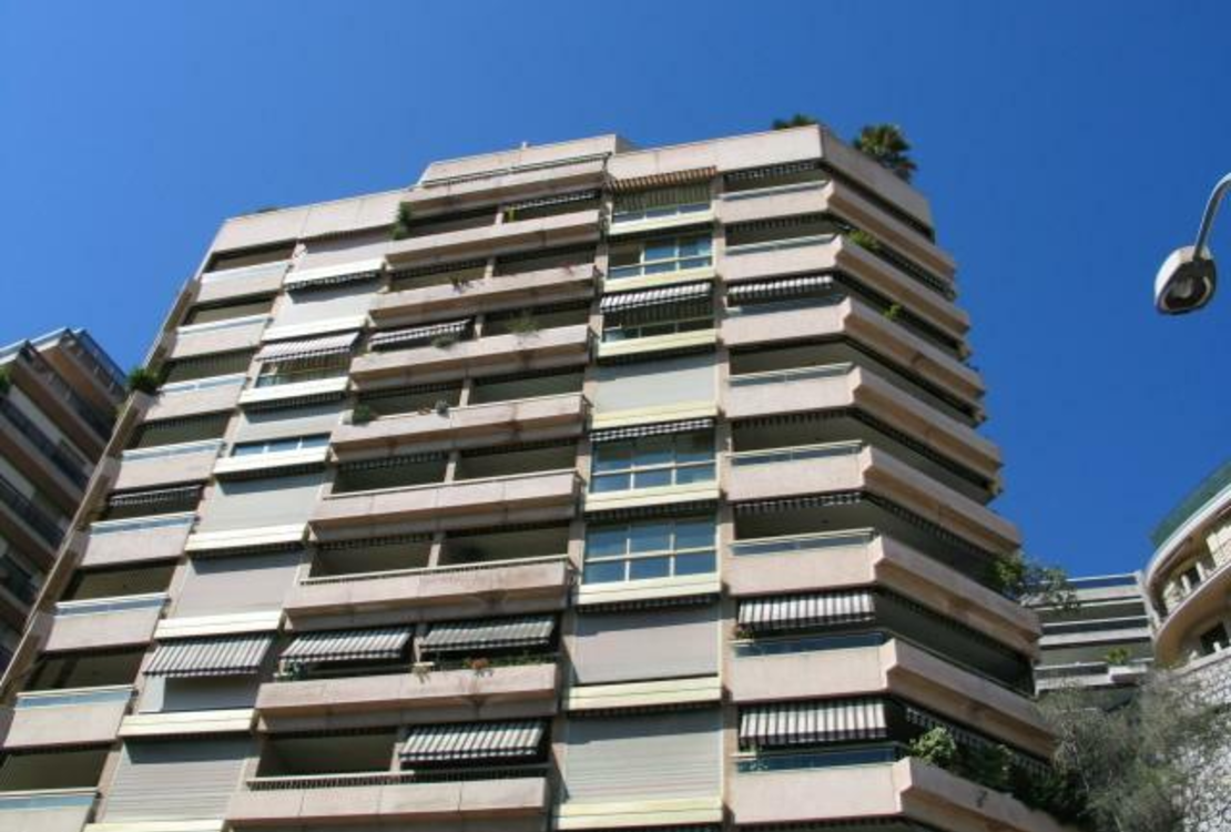 Moneghetti | Herakleia | Appartamento trilocale ristrutturato – Vista mare e porto mozzafiato