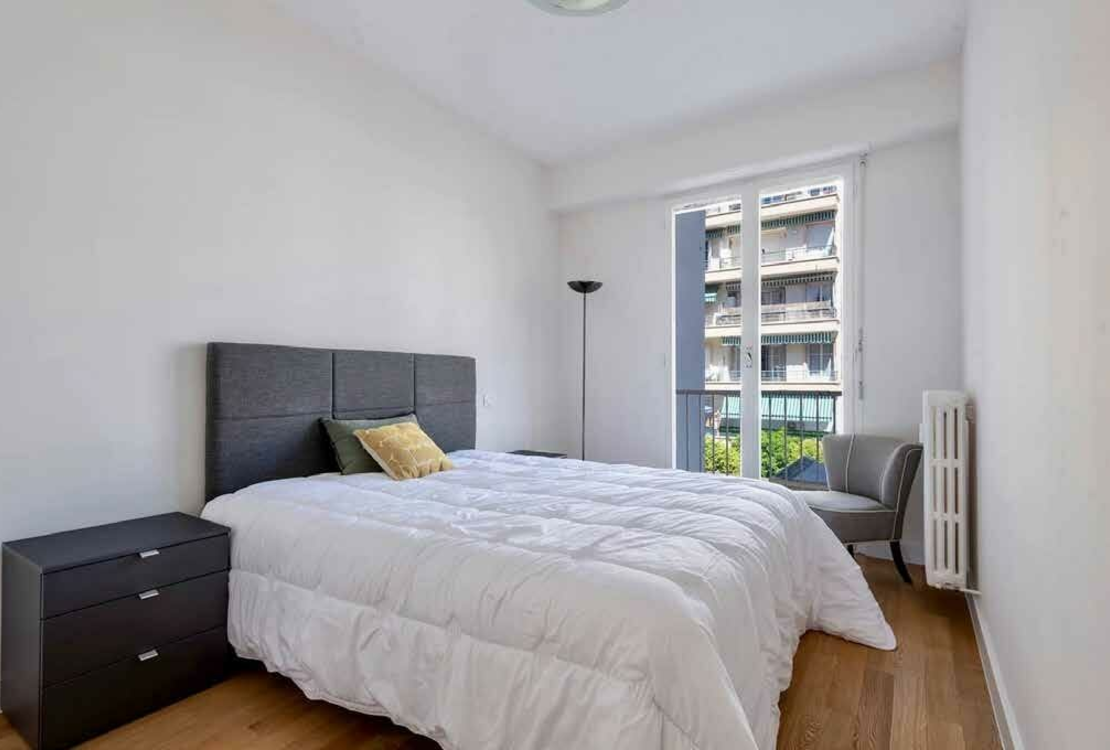 Nice – Promenade des Anglais – 3-Room Apartment with Sea View