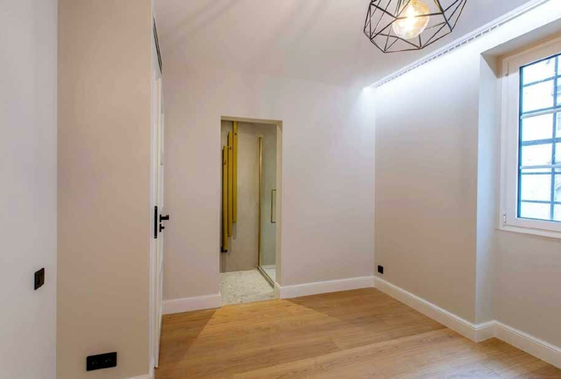 Nice Vieux Nice – Renovated 3-Room Apartment with Garden Views