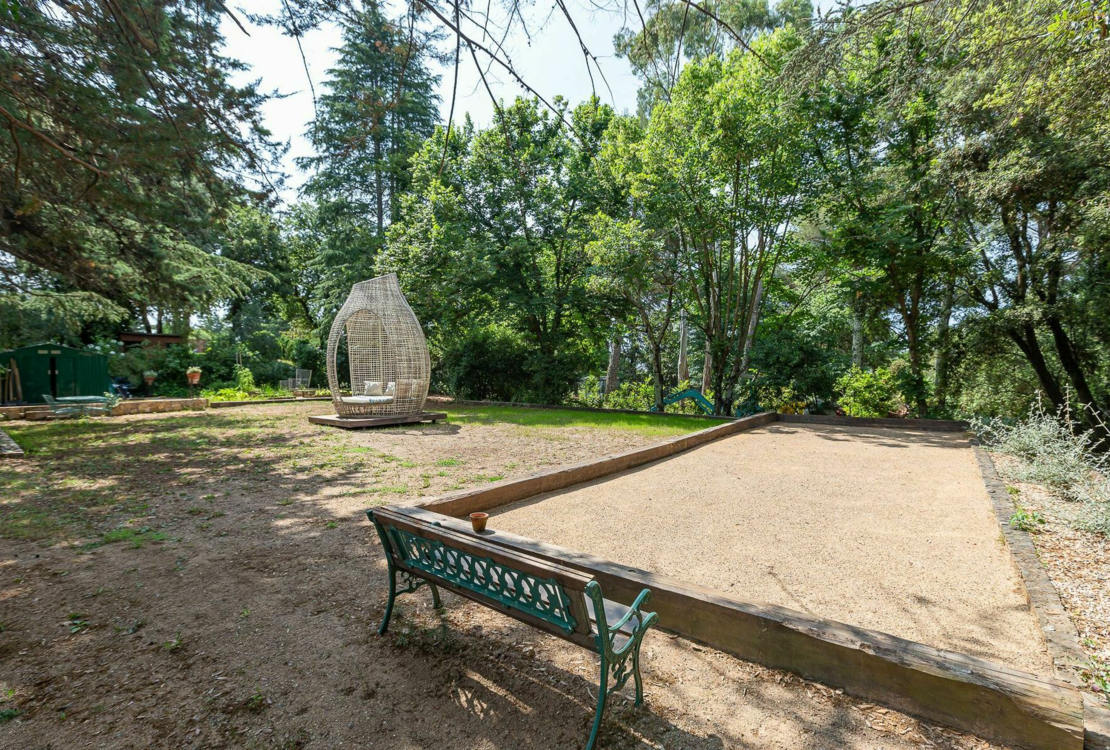 Contemporary 5 Bedrooms Villa in Biot