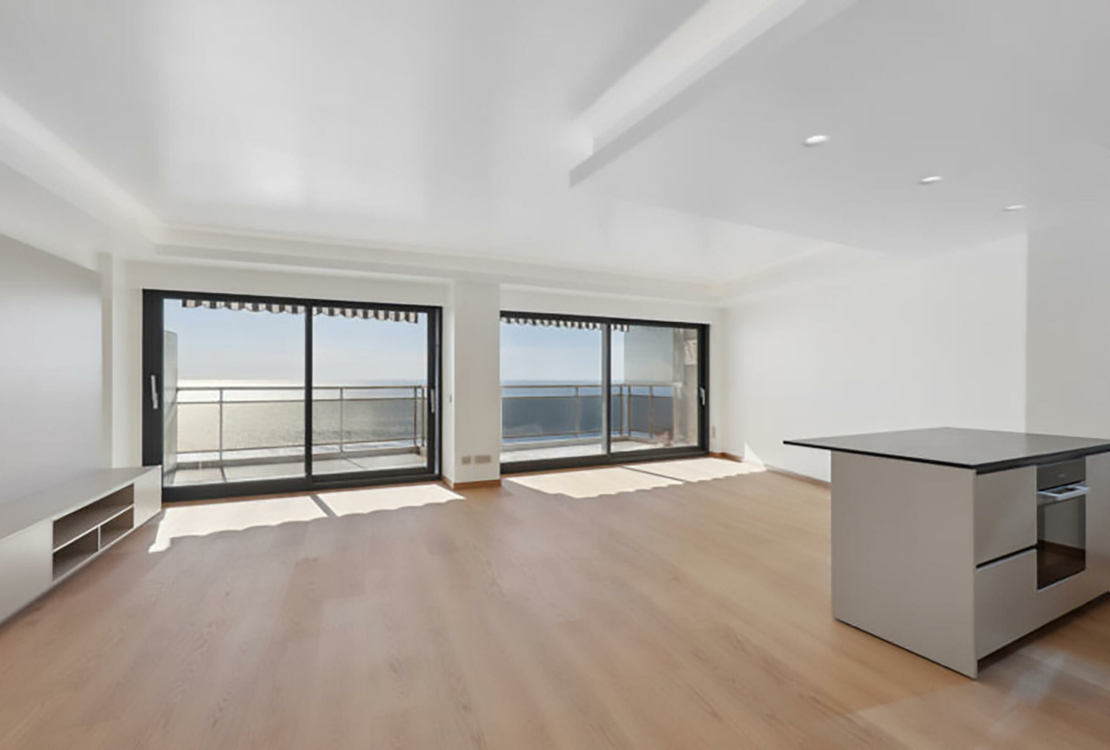 LAROUSSE | VERKÜNDIGUNG | 4 STÜCK