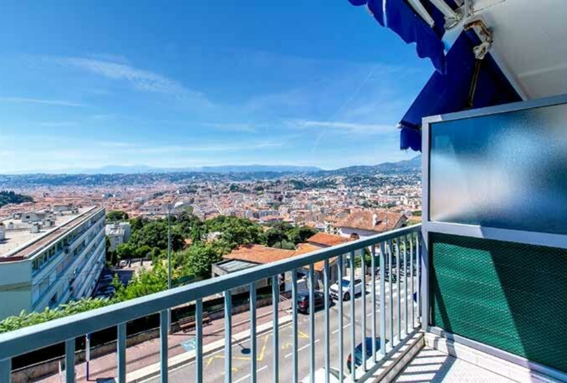 Nice Mont Boron – 3-Room Apartment with Panoramic Sea Views