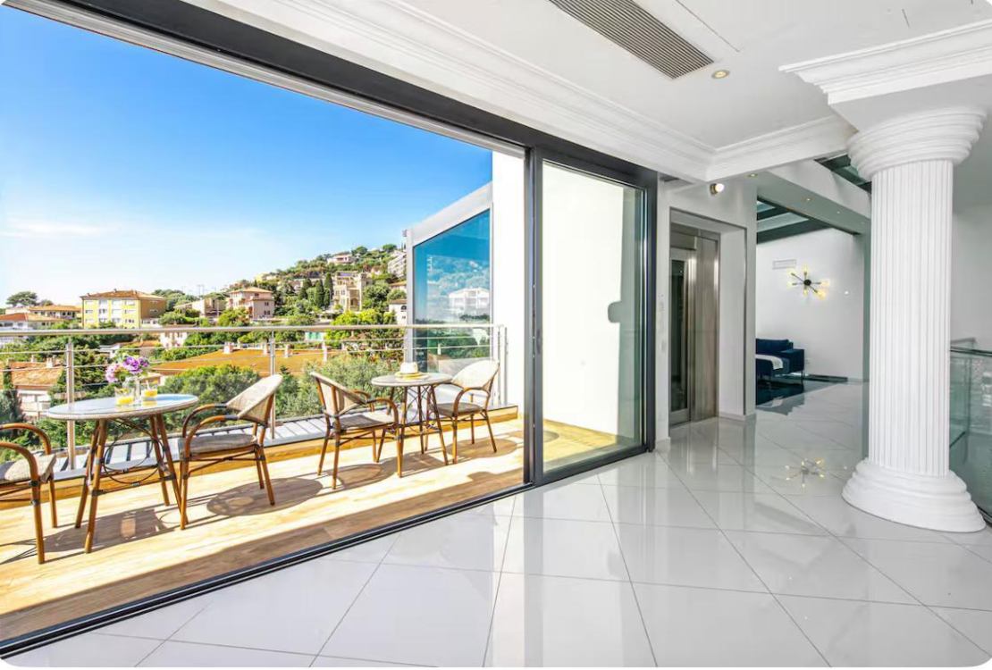 Exceptional villa 5 minutes from Monaco