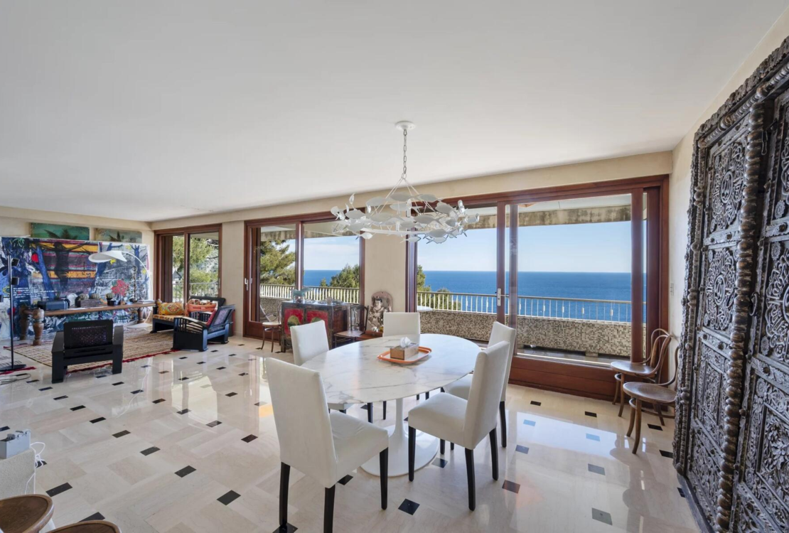 Außergewöhnliche Villa an den Toren von Monaco – Panoramablick auf das Meer und Cap Ferrat