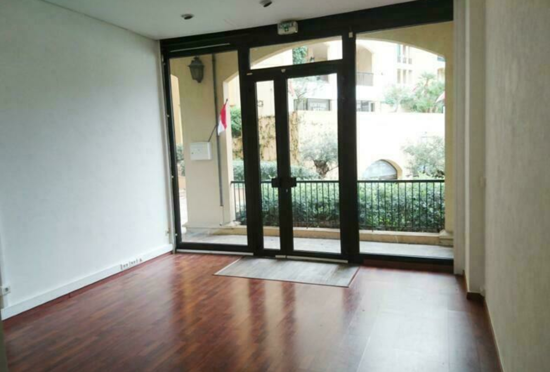 Office with Display Window – Le Cimabue, Fontvieille