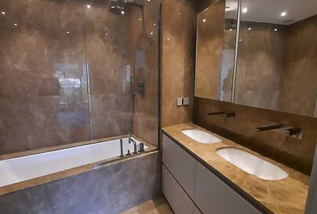 LAROUSSE | VERKÜNDIGUNG | 4 STÜCK