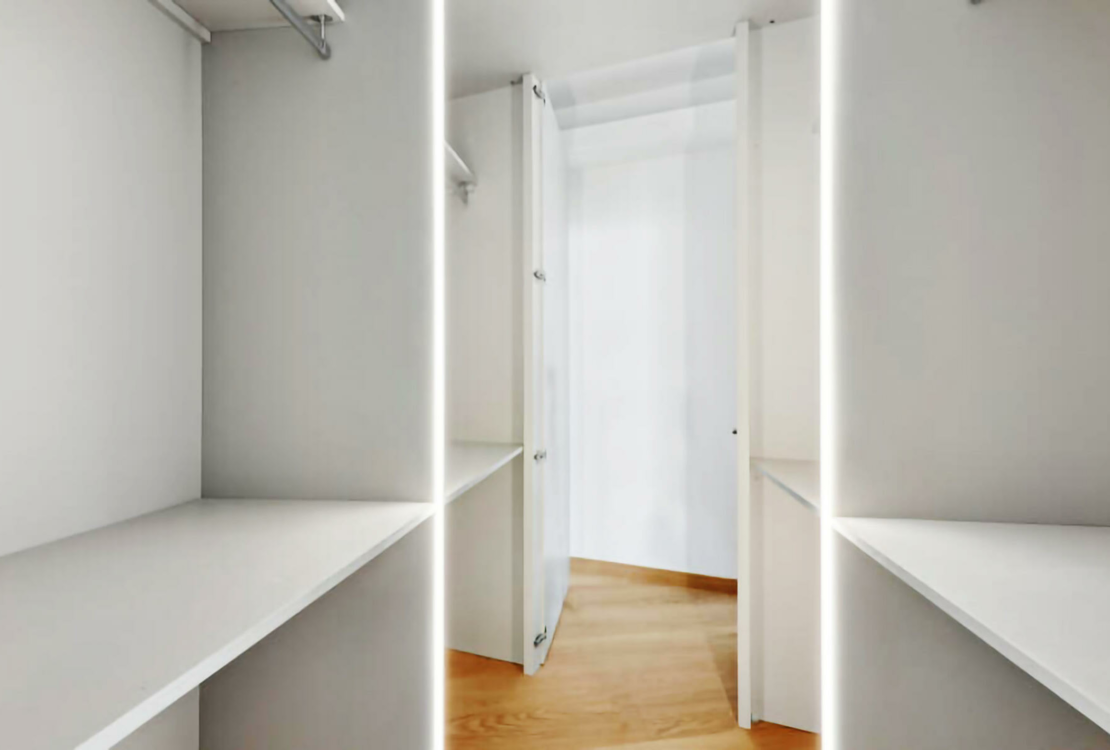 LAROUSSE | VERKÜNDIGUNG | 4 STÜCK