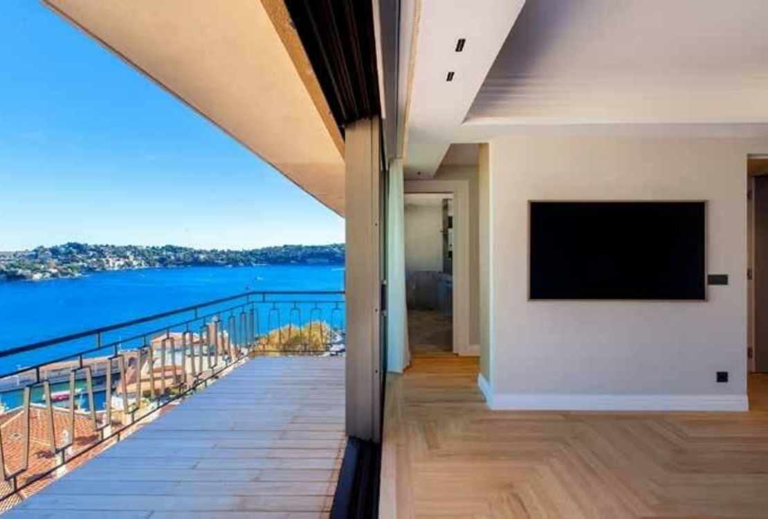 Вильфранш-сюр-Мер – роскошный пентхаус с террасами и панорамным видом