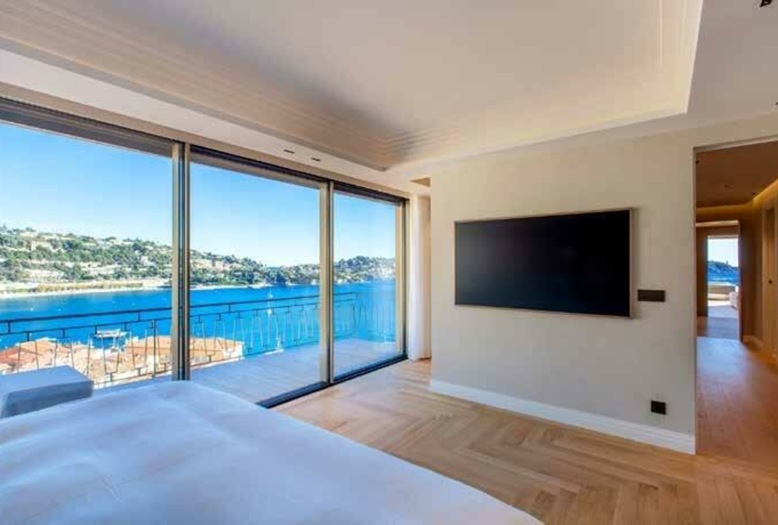 Вильфранш-сюр-Мер – роскошный пентхаус с террасами и панорамным видом