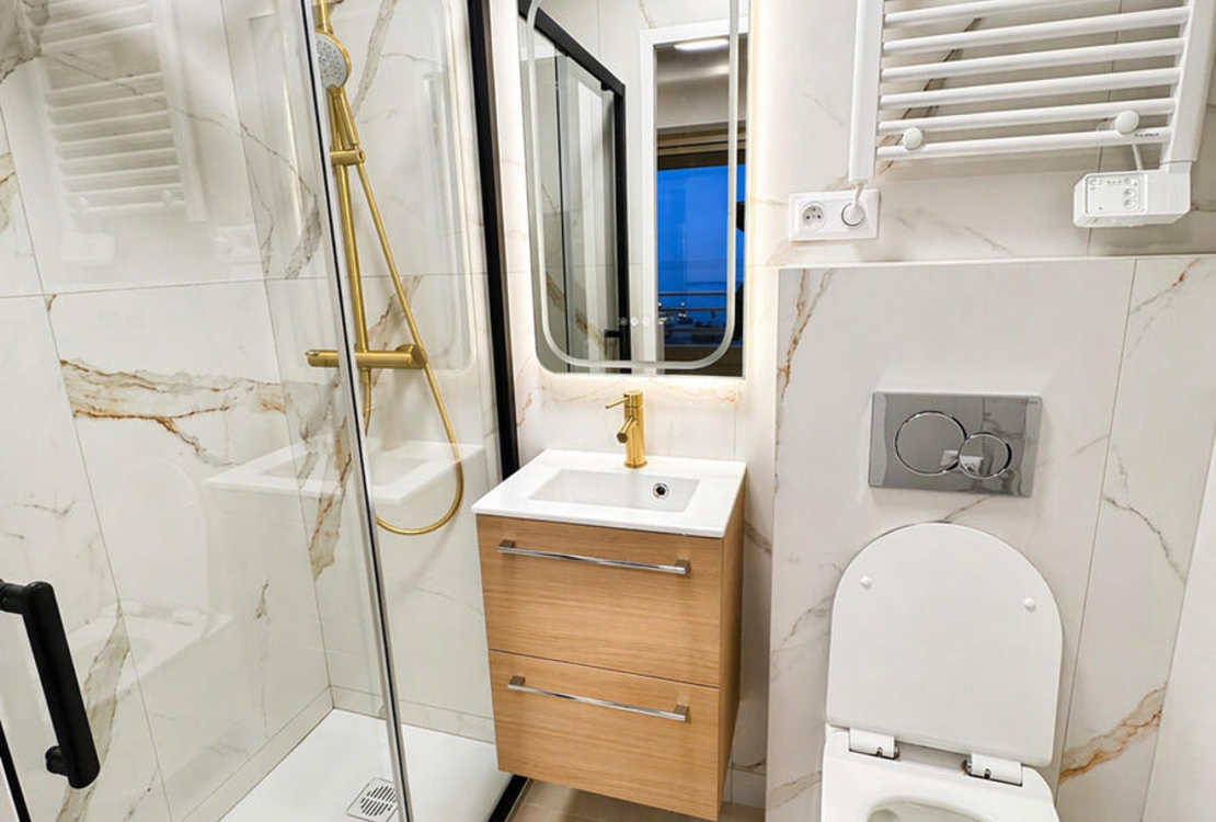 Очаровательная меблированная двухкомнатная квартира с видом на море — Босолей / Вблизи Монако