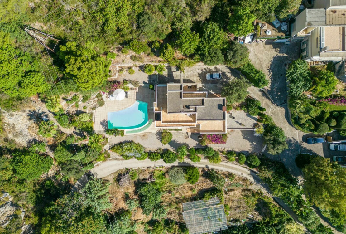 Contemporary villa with sea view - Private estate in Èze by the sea