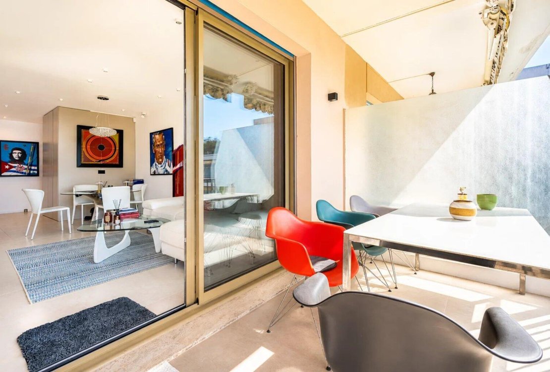 CAP D'AIL – ELEGANTE RENOVIERTE WOHNUNG ZUM VERKAUF