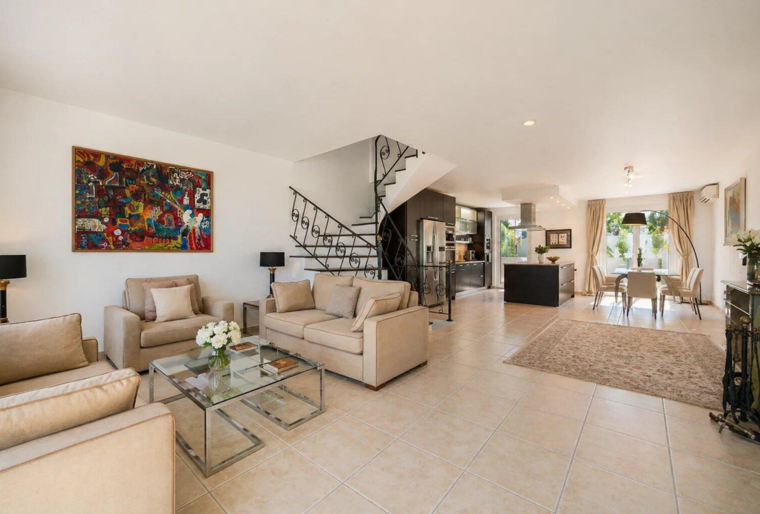 Villa Eze by the sea