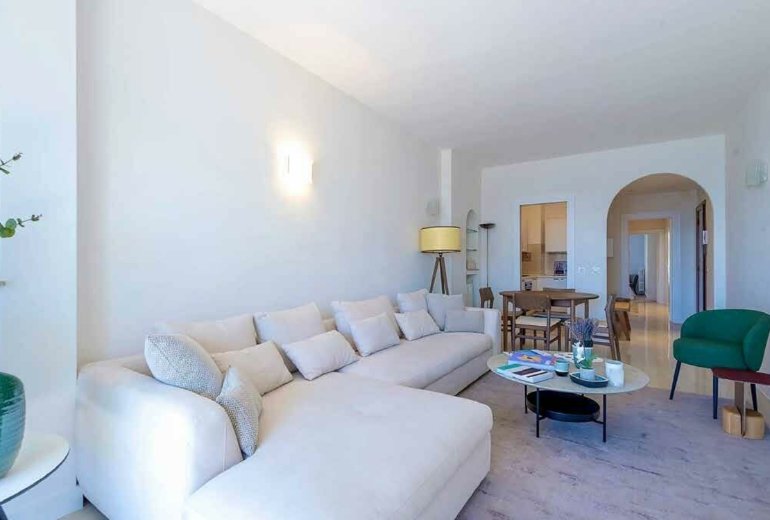 Nice – Promenade des Anglais – 3-Room Apartment with Sea View
