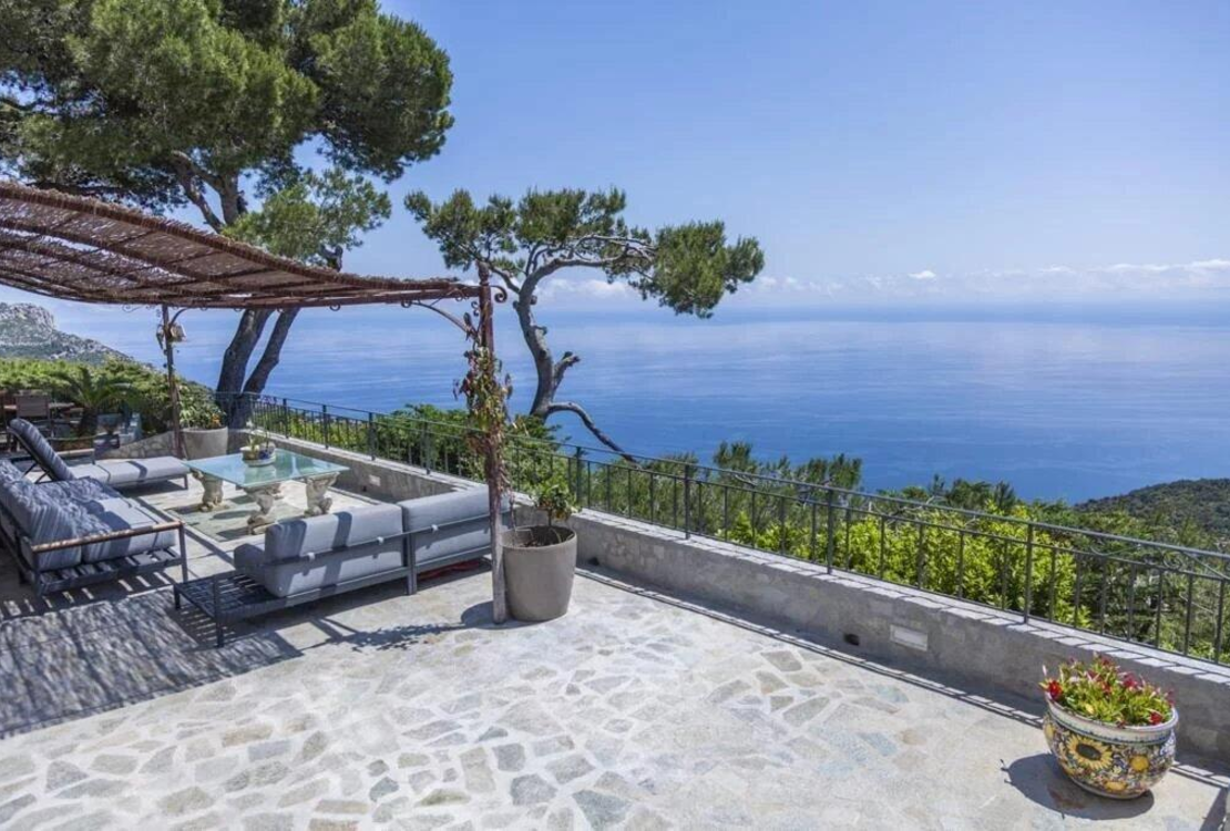 Exceptional Sea View Property Just Minutes from Monaco