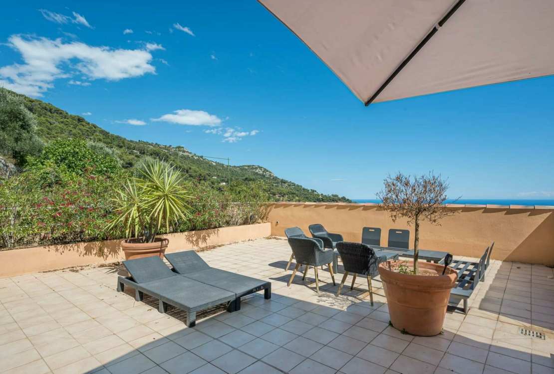 Außergewöhnliche Wohnung in Èze – Panoramablick auf das Meer und das Dorf