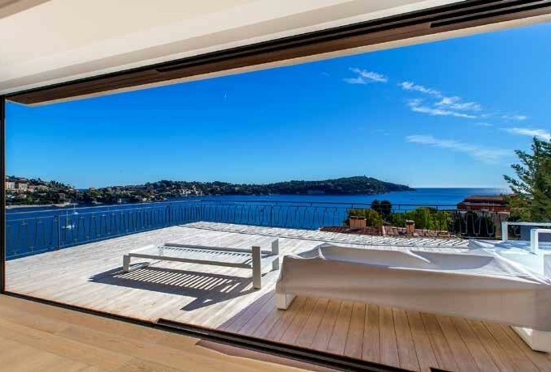 Вильфранш-сюр-Мер – роскошный пентхаус с террасами и панорамным видом