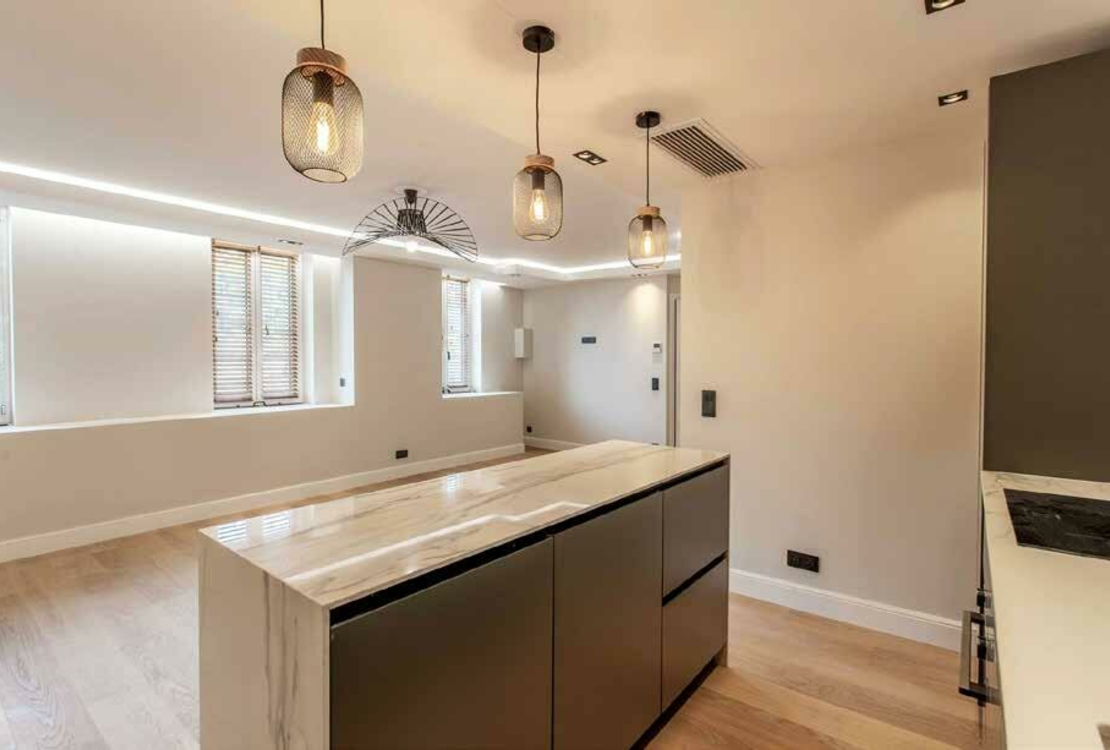 Nice Vieux Nice – Renovated 3-Room Apartment with Garden Views