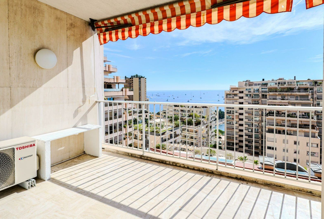 ЛАРУСС | ЗАМОК ПЕРИГОР II | 3 КОМНАТЫ