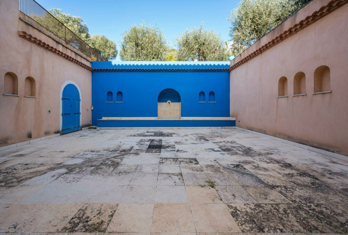 Средиземноморская вилла с панорамным видом в Ментоне