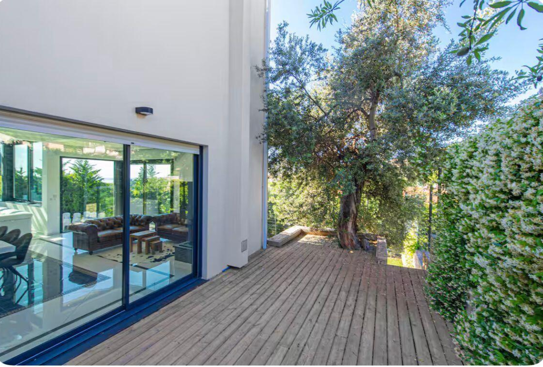 Exceptional villa 5 minutes from Monaco