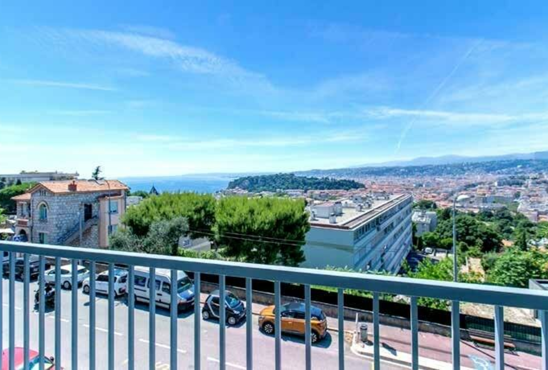 Nice Mont Boron – 3-Room Apartment with Panoramic Sea Views