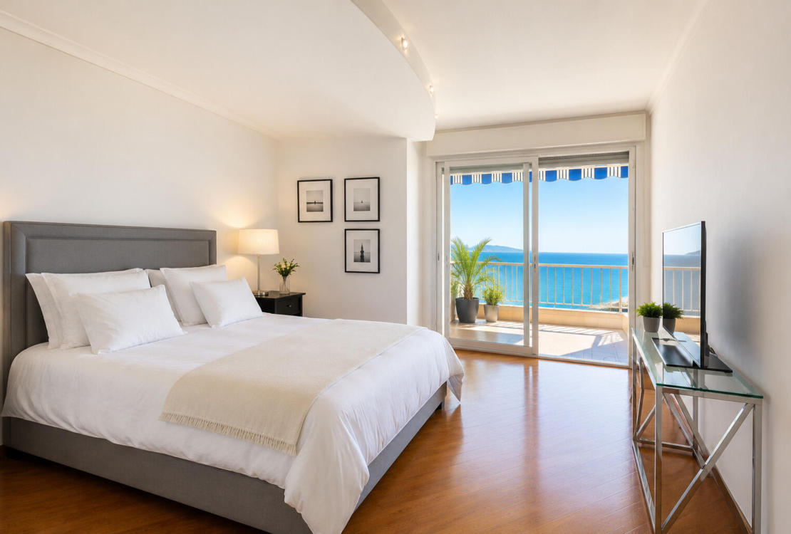 Exceptional panoramic sea view