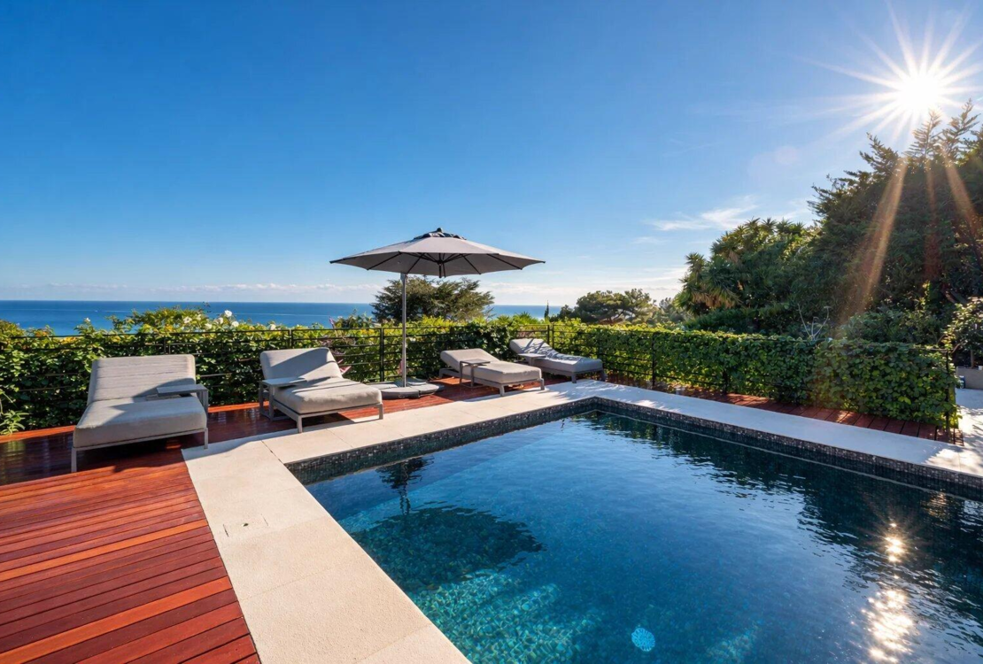 Villa de luxe avec piscine et vue panoramique à Eze
