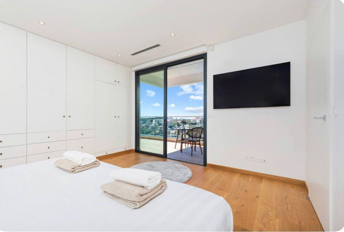 Exceptional villa 5 minutes from Monaco