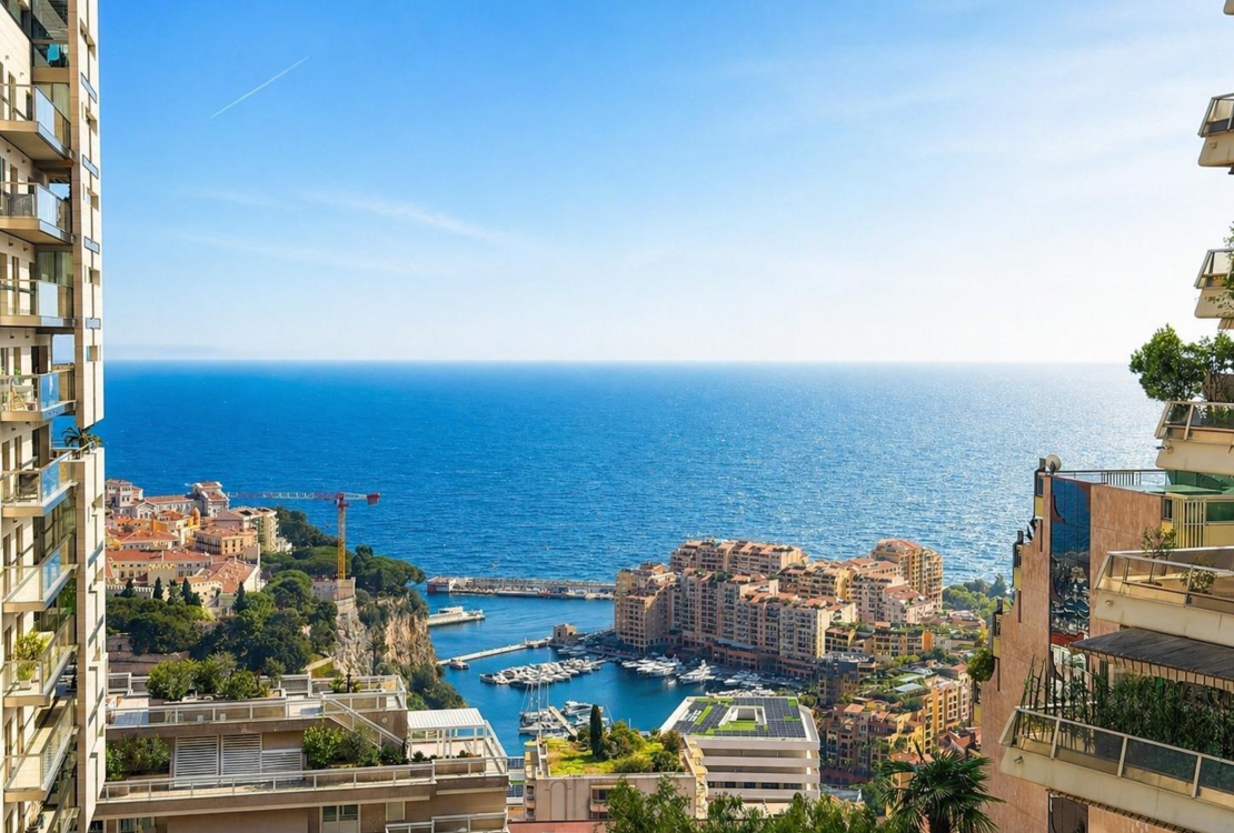 Elegant furnished 2-bedroom apartment with terrace and stunning sea view