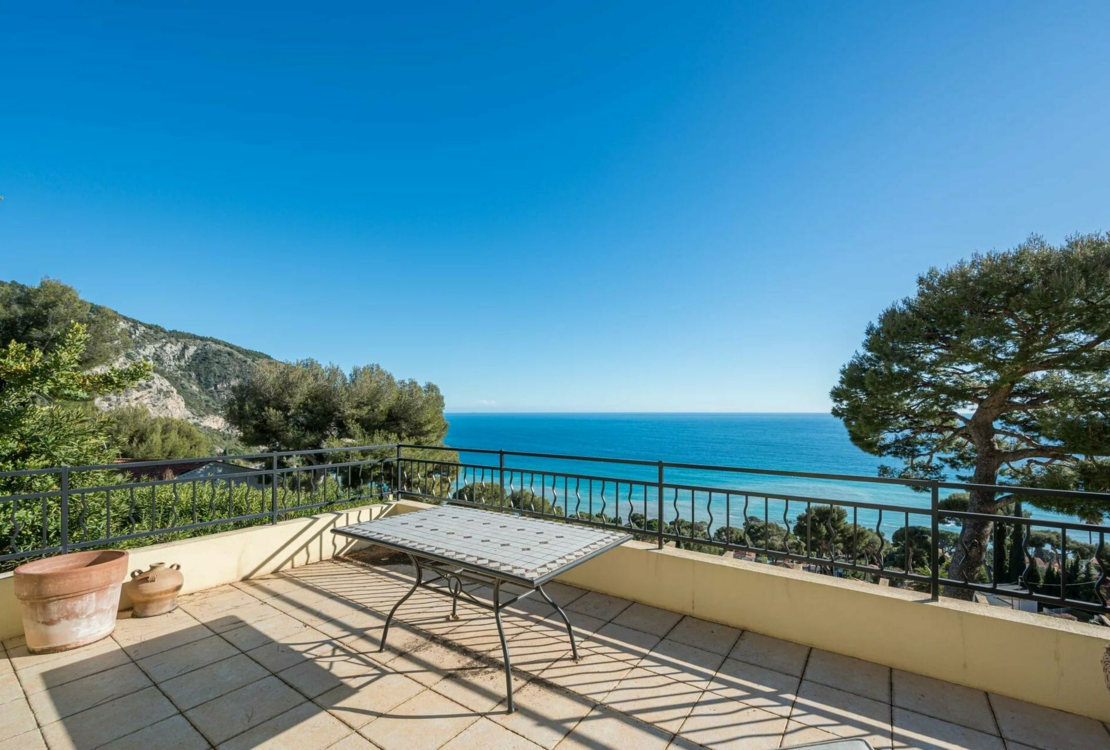 Eze: Casa bifamiliare in vendita