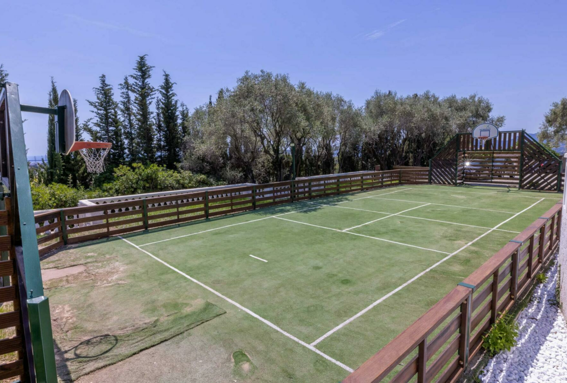 MOUGINS | VILLA | +5 PIECES