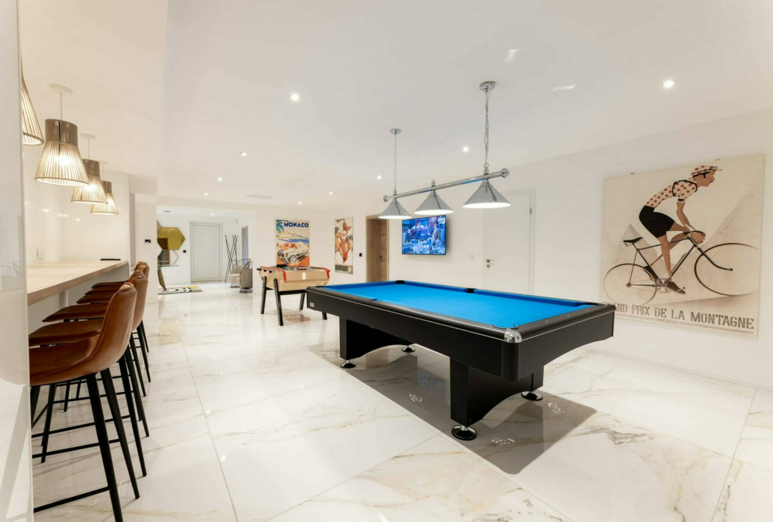 MOUGINS | VILLA | +5 PIECES