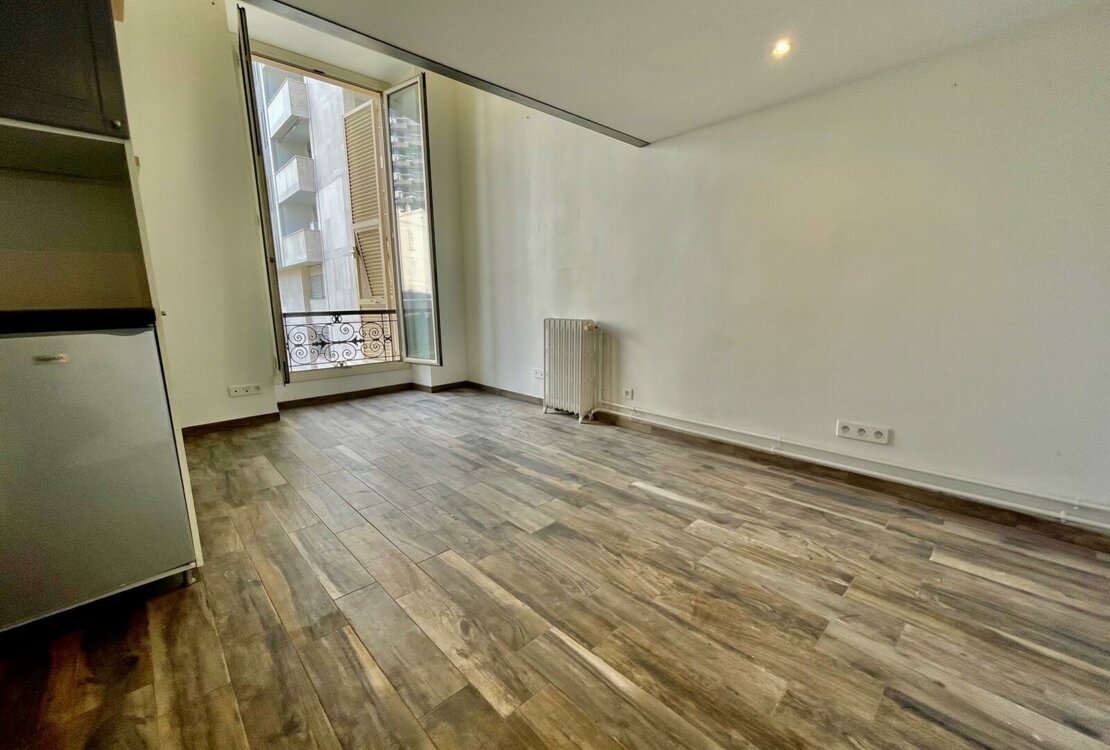 CARREÉ D'OR | PALAIS DE LA SCALA | STUDIO AVEC MEZZANINE