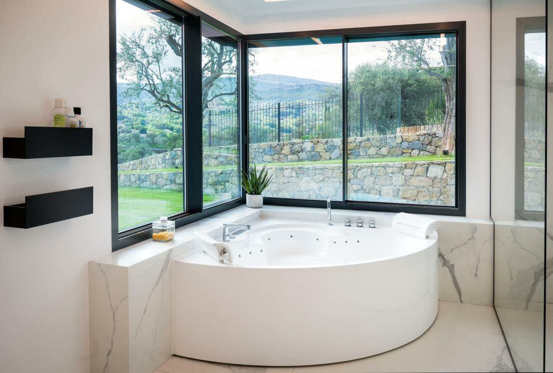 OPIO | MAGNIFIQUE VILLA | +5 PIECES