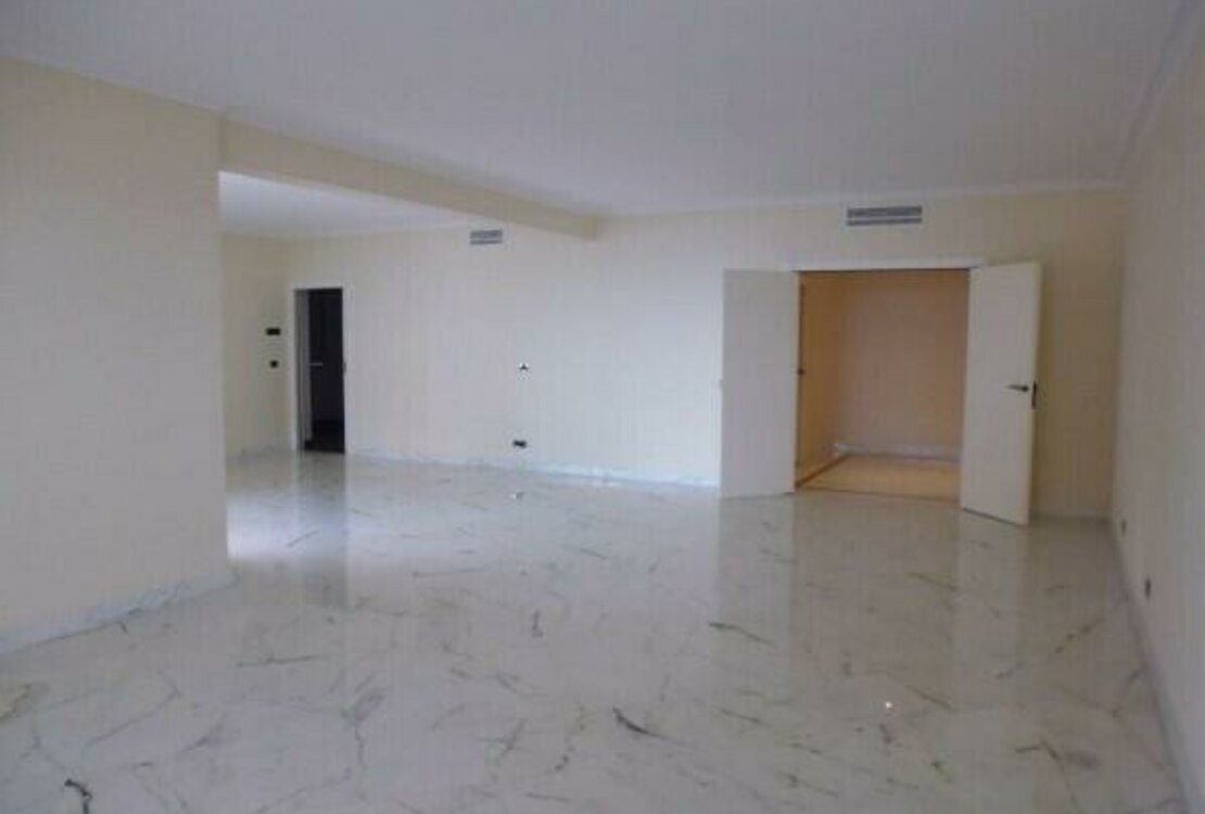 WUNDERSCHÖNE 3-4 ZIMMERWOHNUNG - PATIO PALACE