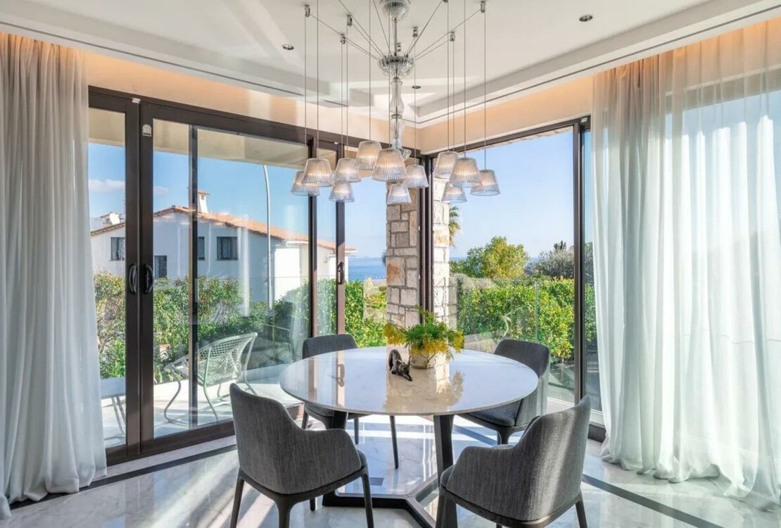 РОКБРЮН-КАП-МАРТИН I НОВАЯ ВИЛЛА I 4 НОМЕРА