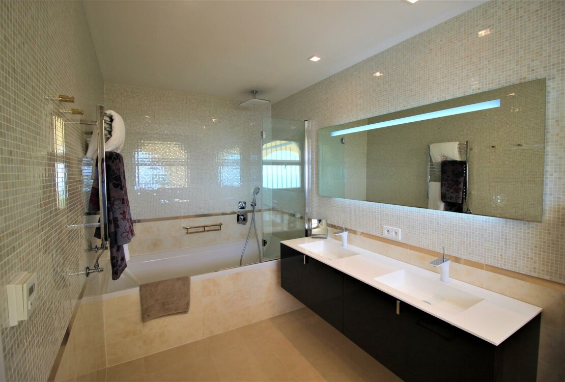 VILLEFRANCHE SUR MER | VISTA MARE | VILLA